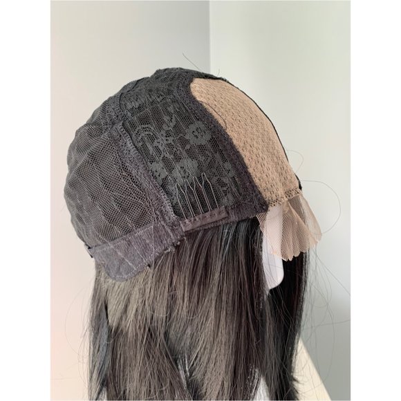 NEW Short Black Straight Bob Lace Front Wig - Picture 2 of 4